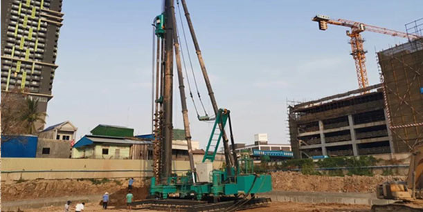 Sunward SWWT85 three-axis continuous wall drilling rig started construction at the construction site of Happy Square, Prince Group, Phnom Penh.